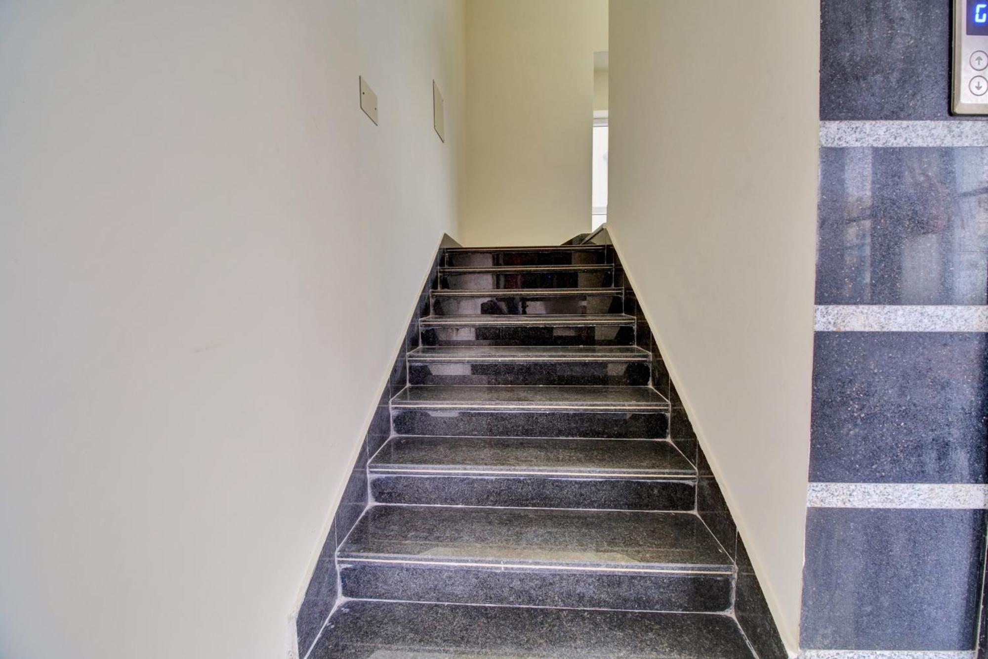 Oyo Flagship Hotel Elite Park Inn Guntūr Εξωτερικό φωτογραφία